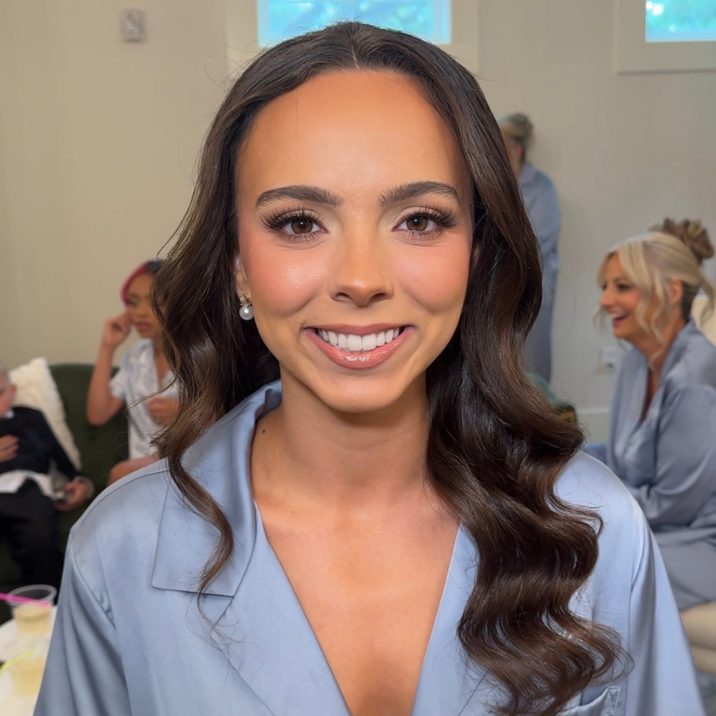 Soft bridesmaid makeup